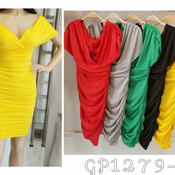 Scrunched off-the-shoulder dress - Picture 7 of 7